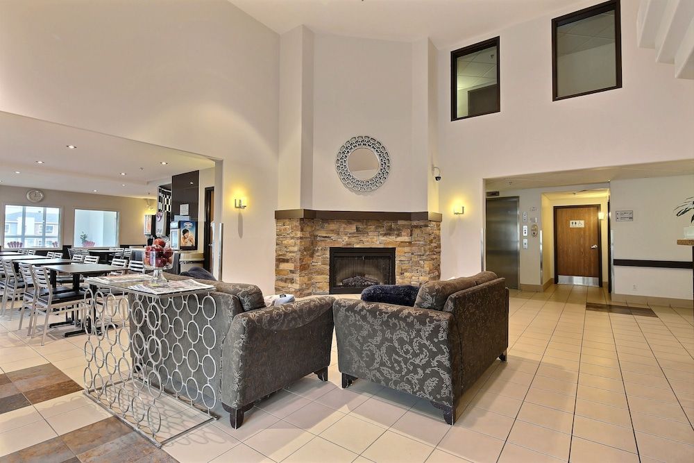 Super 8 by Wyndham Quebec City 2