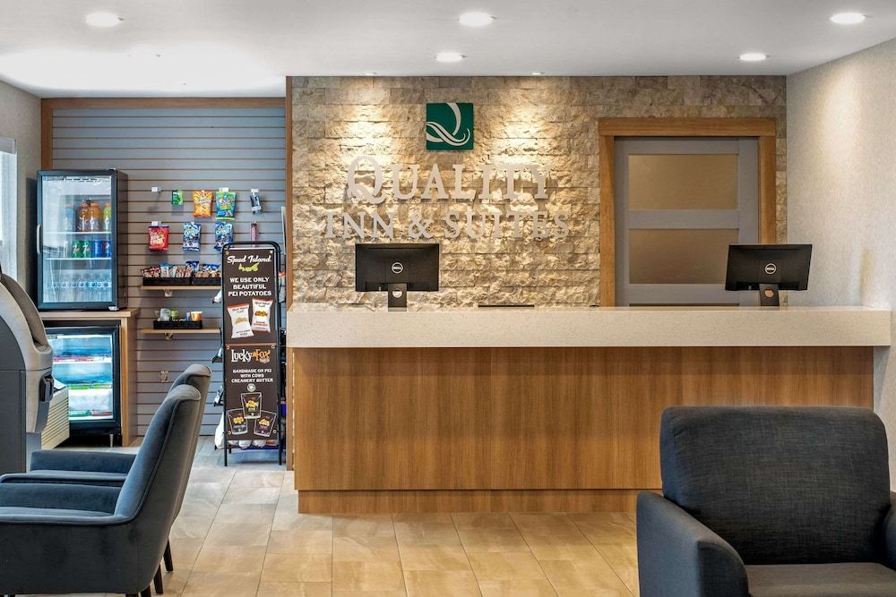 Quality Inn & Suites 2