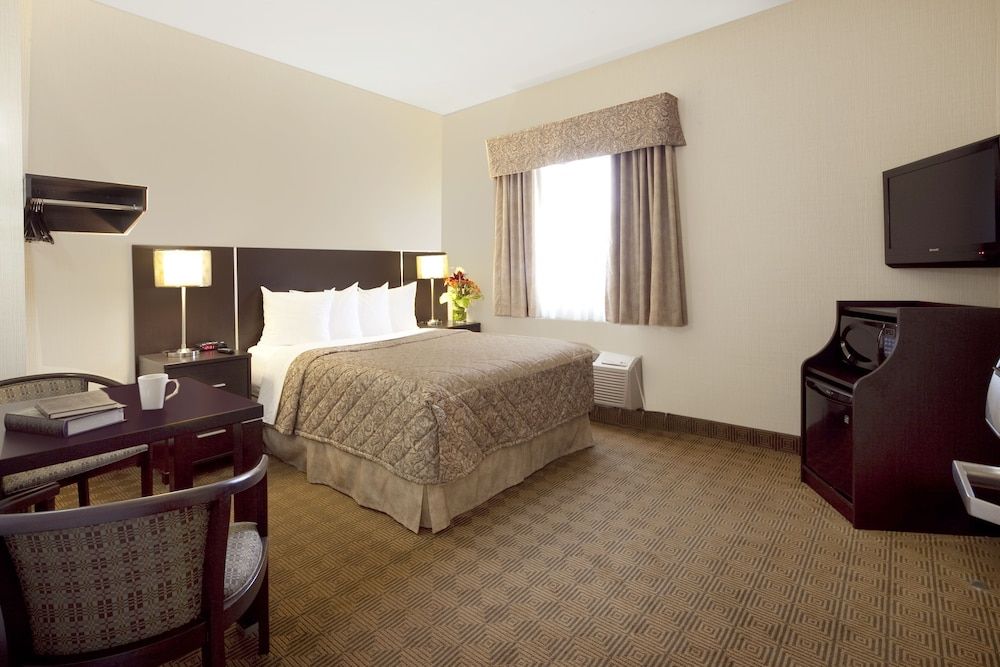 Canadas Best Value Inn Toronto 3