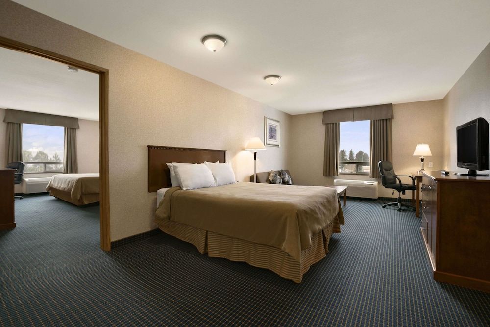 Days Inn by Wyndham Prince Albert 3