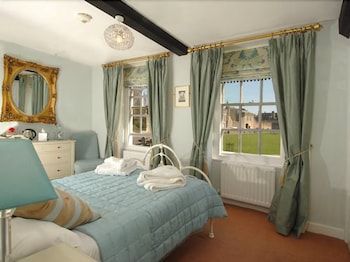 The Ancient Gatehouse Hotel 3