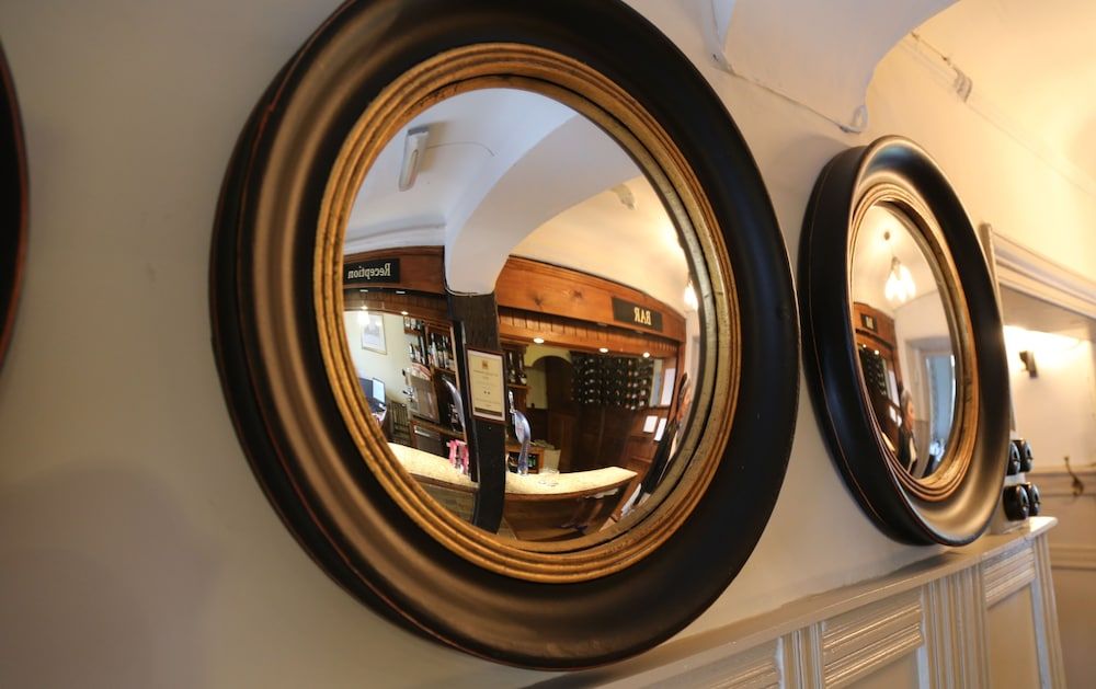 The Ancient Gatehouse Hotel 2