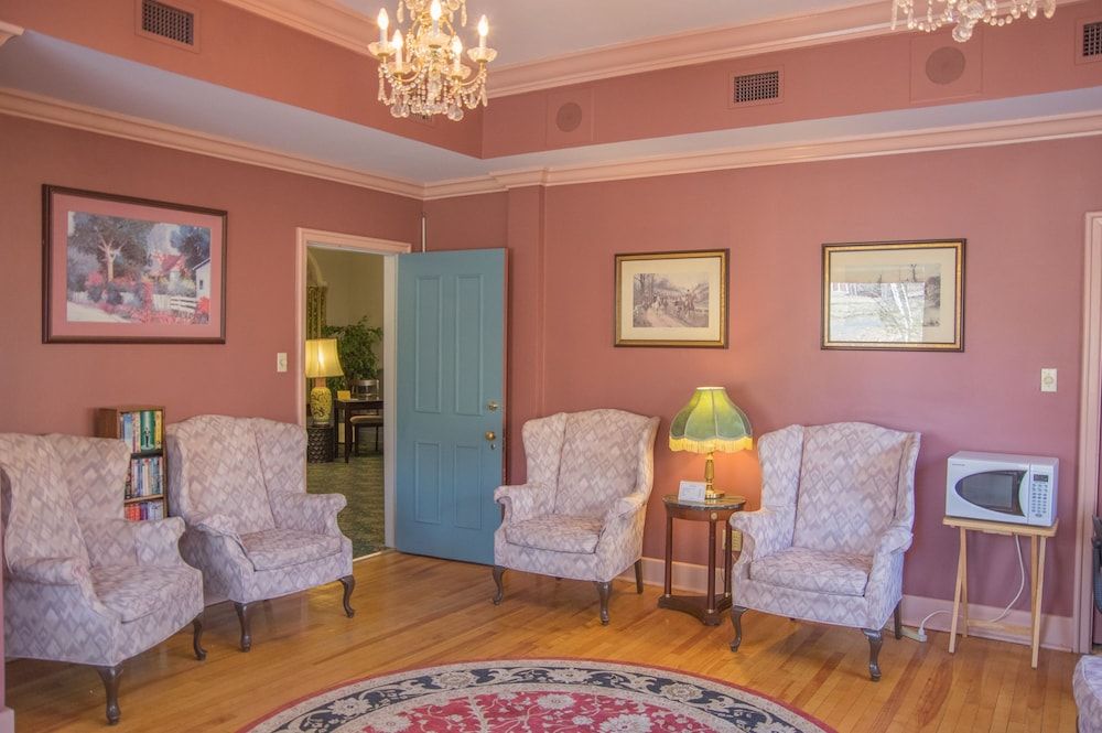 Braeside Country Inn 3