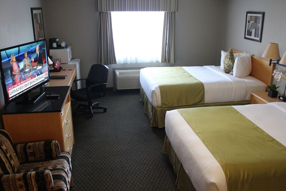 Vantage Inn and Suites 3