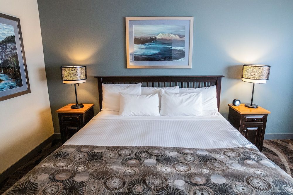 Prestige Hudson Bay Lodge 3