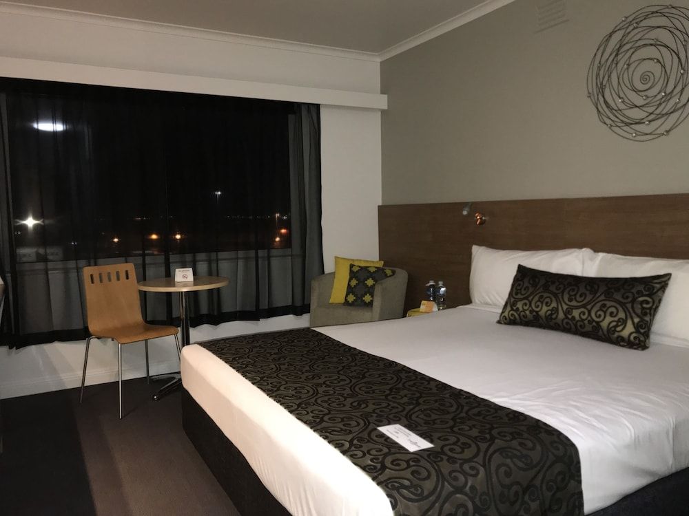 Burnie Central Townhouse Hotel 3