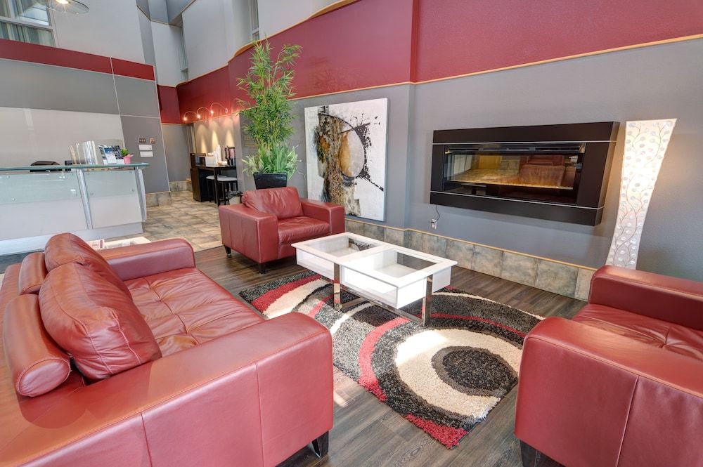 Days Inn by Wyndham Estevan 3