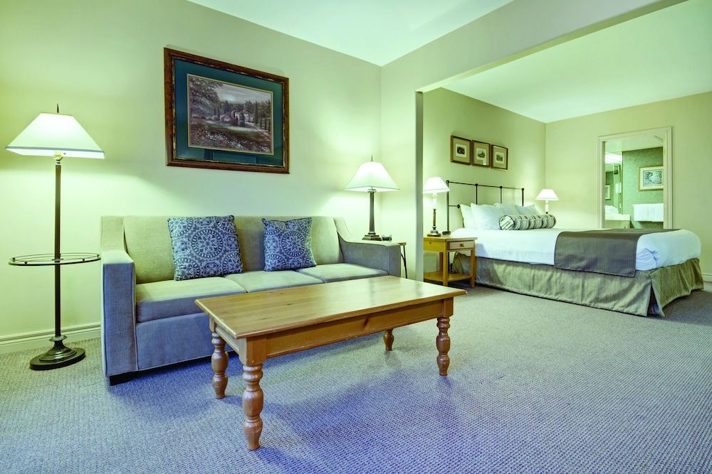 Carriage Ridge Resort & Carriage Hills at Horseshoe Valley 3