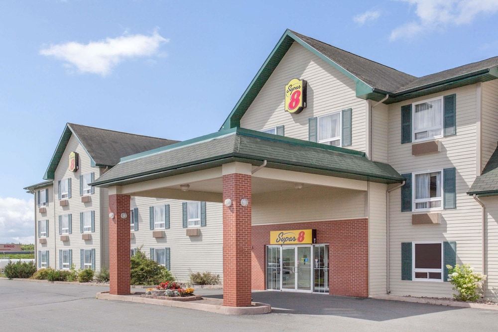 Super 8 by Wyndham Truro NS 2 estrelas em Truro