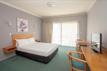 Springwood Motor Inn 3