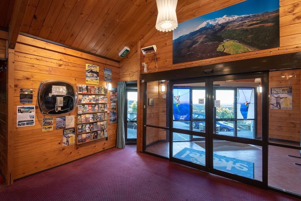 Skotel Alpine Resort 3