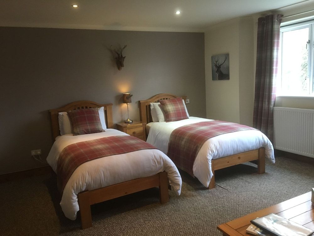 Foyers house 2 Foyers house 2