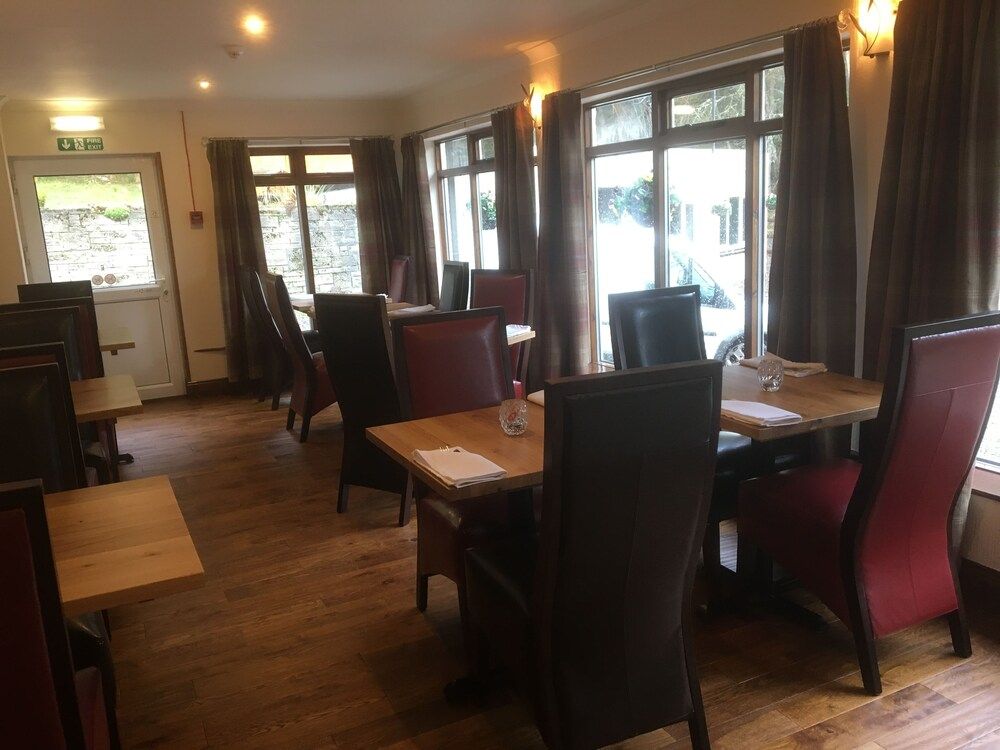 Foyers house 3 Foyers house 3