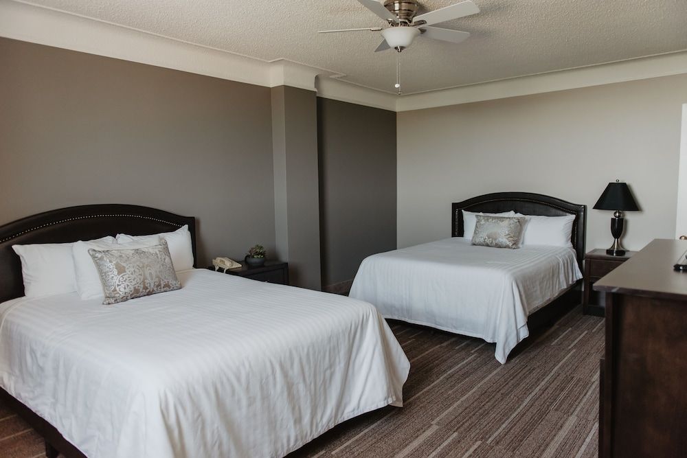 Prince Arthur Waterfront Hotel & Suites 3