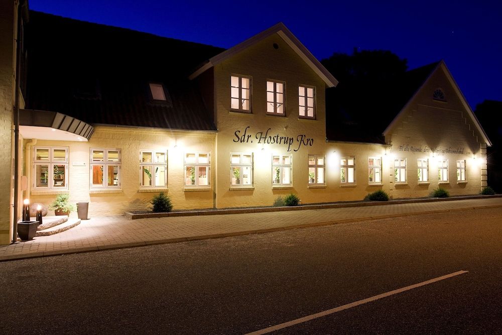 Christies Sdr. Hostrup Kro 1
