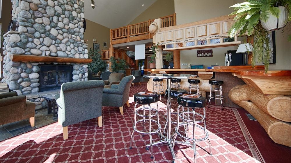 Best Western Plus Valemount Inn & Suites 3