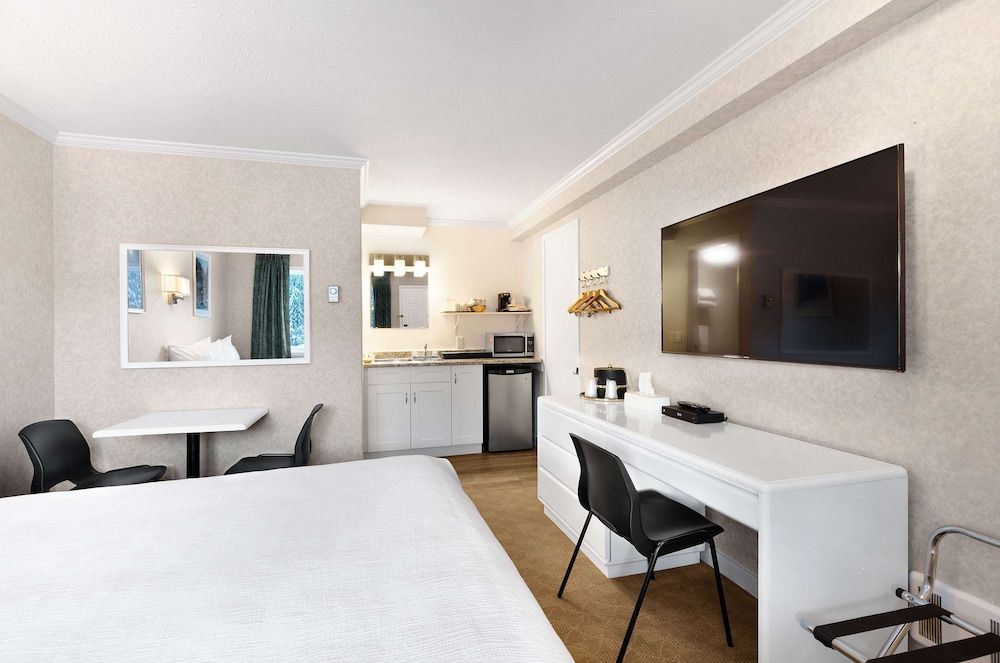 SureStay Hotel by Best Western Rossland Red Mountain 3