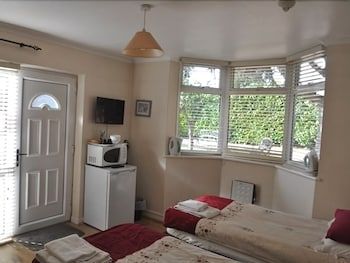 Debden Guest House 3