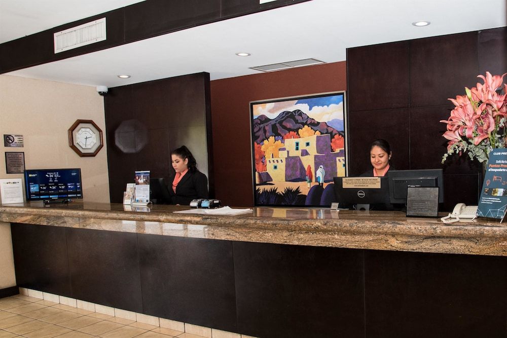 Best Western Plus Monterrey Airport 2