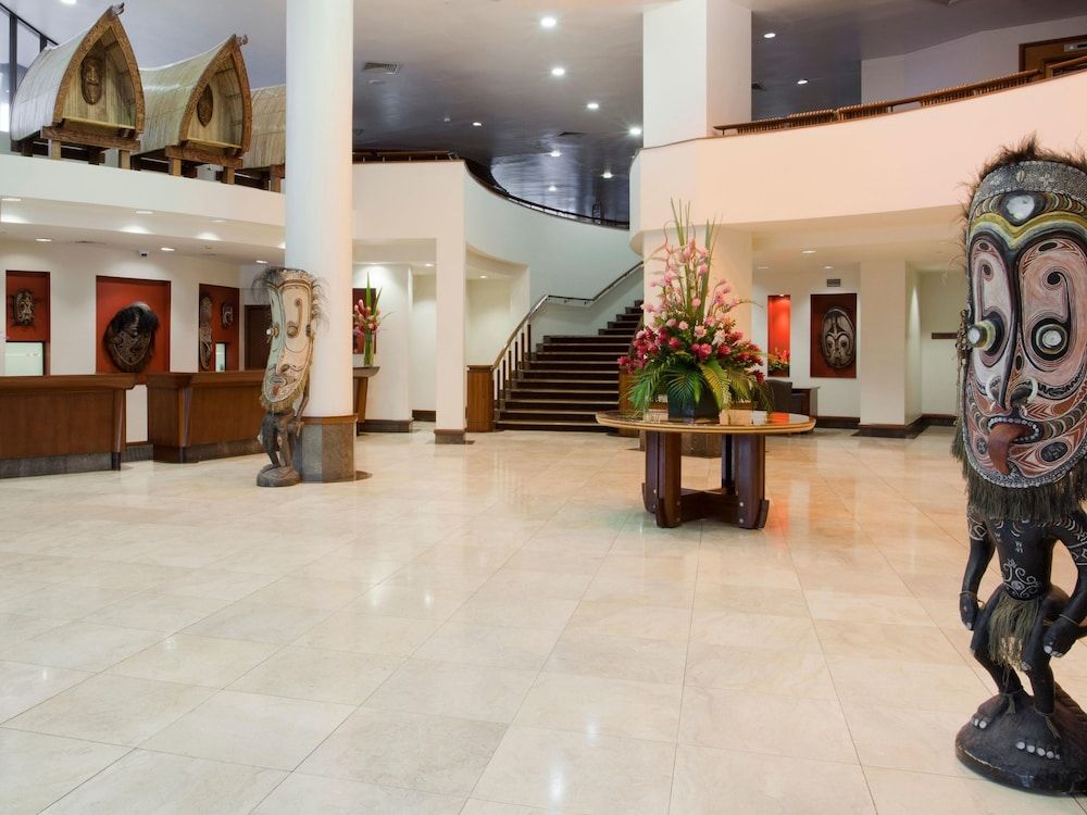 Crown Hotel 2