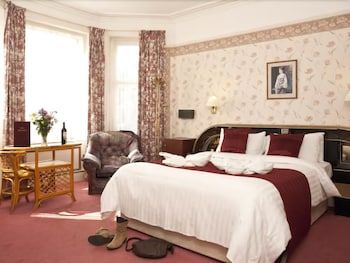 Denewood Hotel - Guest Accomodation 3 estrellas en Bournemouth