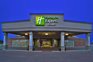 Holiday Inn Express Hotel & Suites Toronto - Mississauga