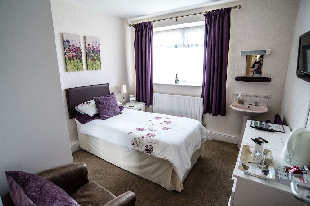 Holcombe Guest House 4 estrelas em Barnetby le Wold