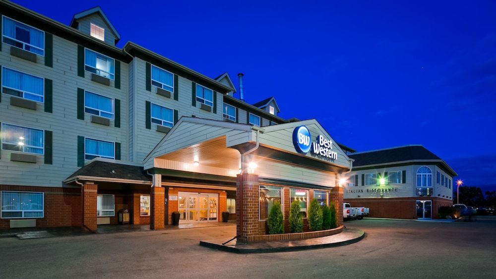 Best Western Grande Prairie Hotel & Suites 1