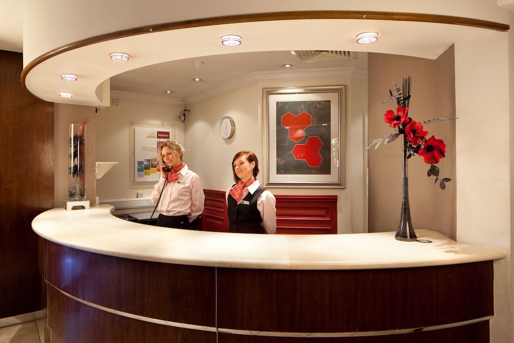 Mercure Livingston Hotel 2