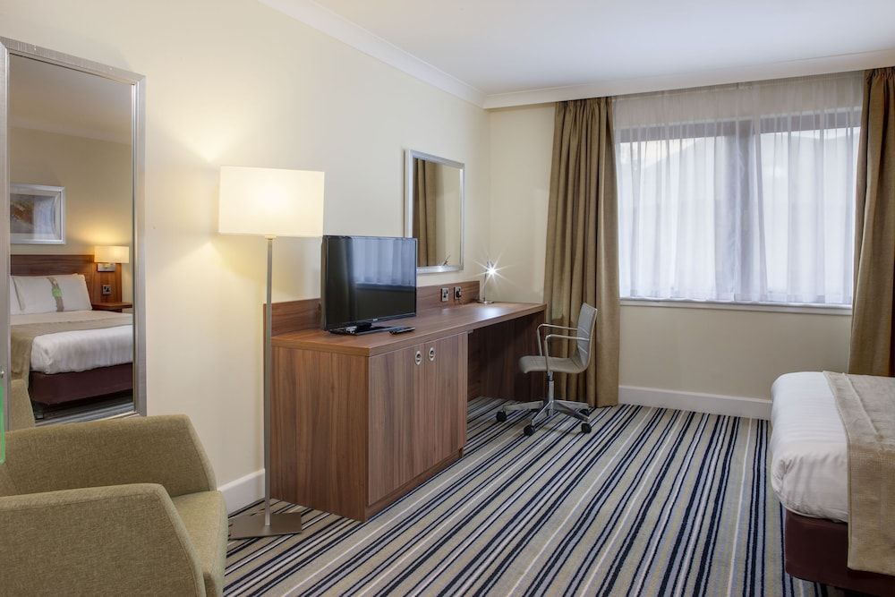 Holiday Inn Glasgow East Kilbride 3