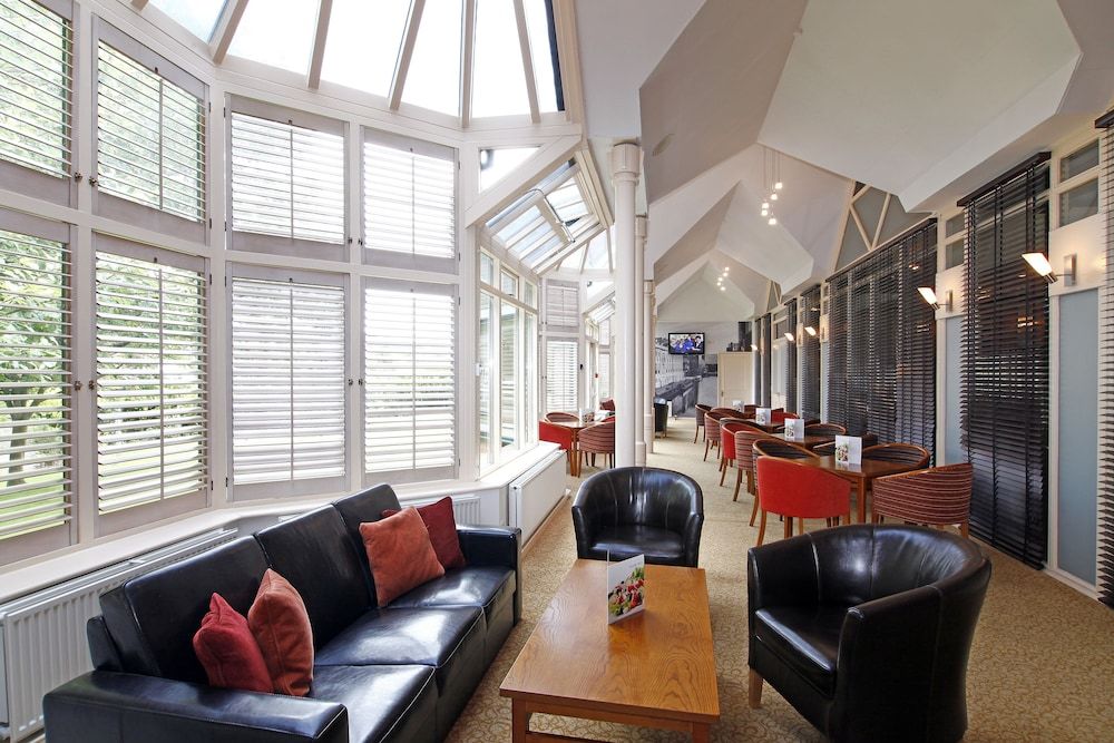 Mercure Wigan Oak Hotel 3