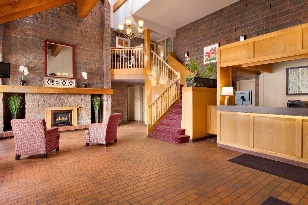 Travelodge by Wyndham North Bay 2