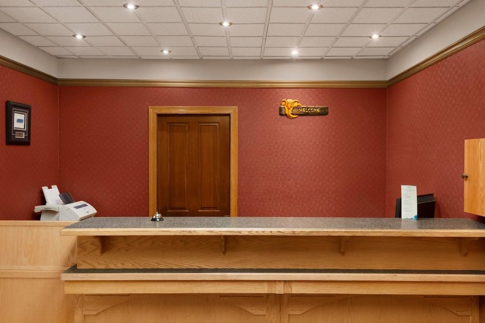 Travelodge by Wyndham Quesnel 2