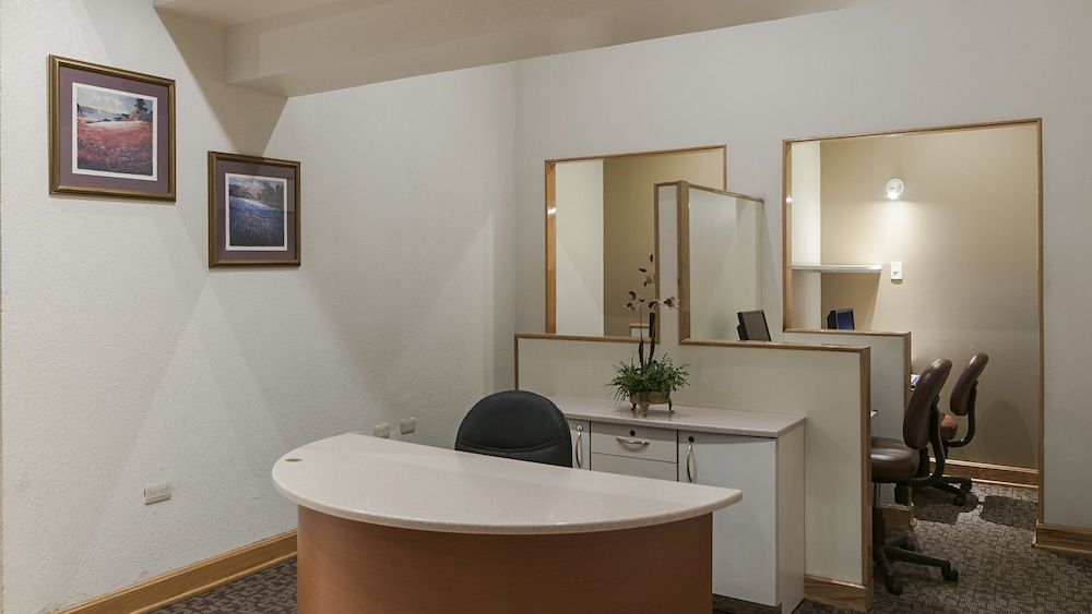 Holiday Inn Express Chihuahua 2