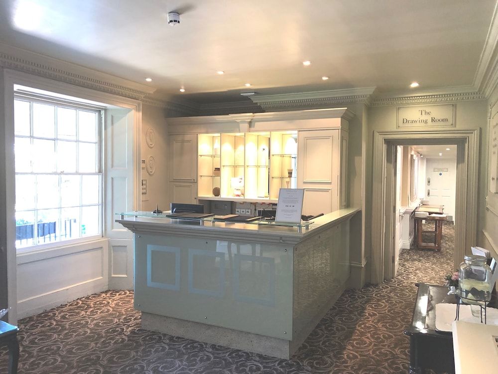 Brandshatch Place Hotel & Spa 2