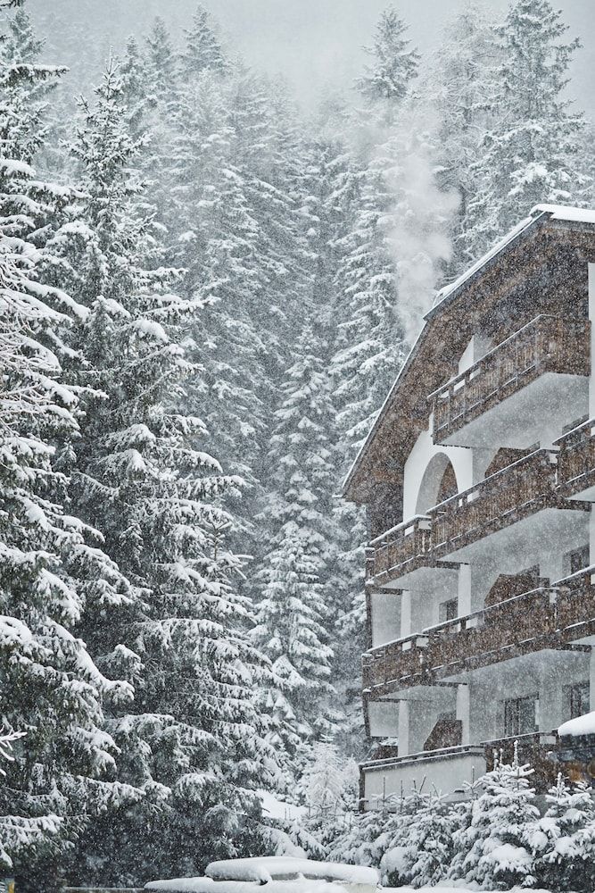 Waldhuus Swiss Quality Hotel 1