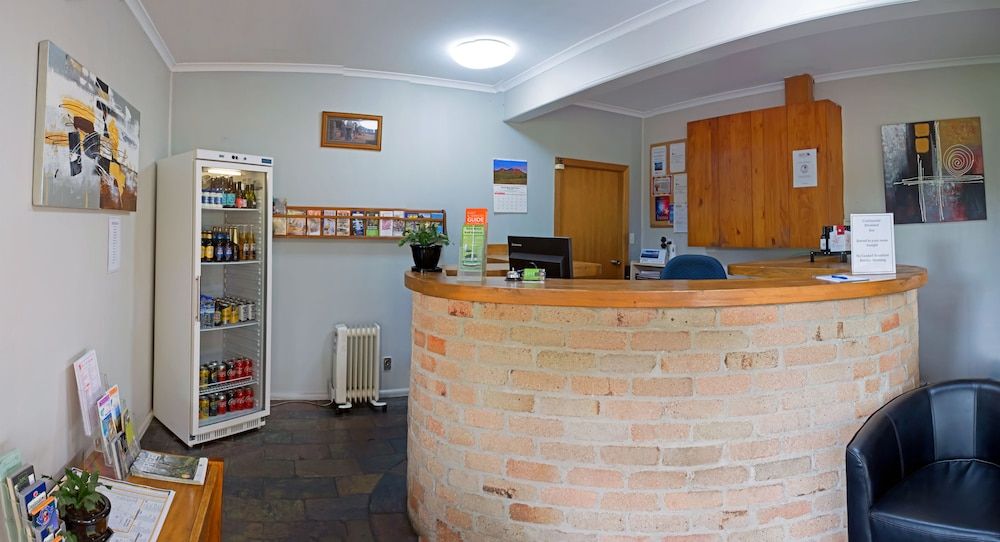 Rest Point Motor Inn 2