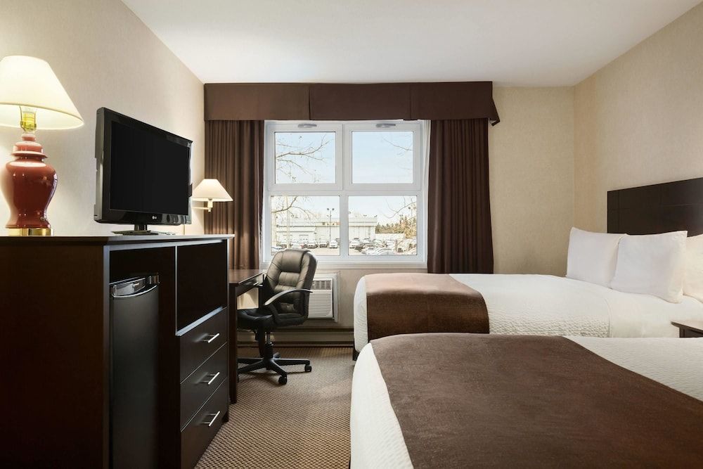 Days Inn by Wyndham Trois-Rivieres 1
