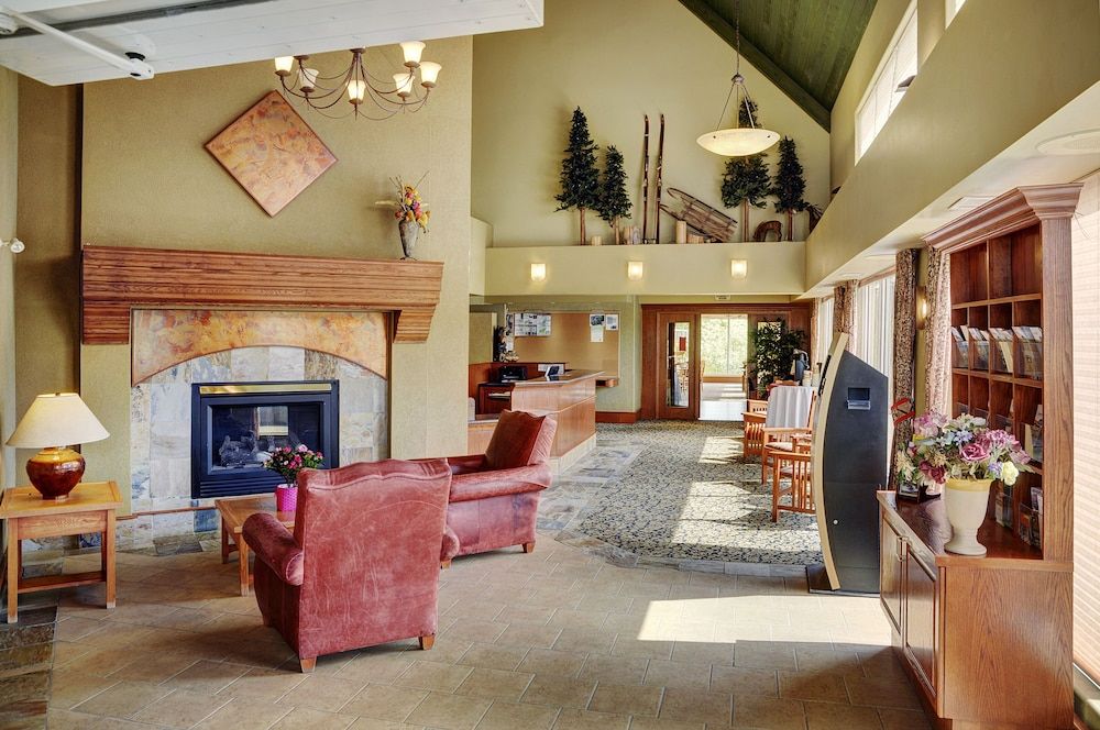 Lakeview Inns & Suites - Hinton 2