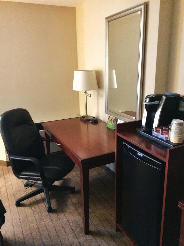 Holiday Inn Laval Montréal 2