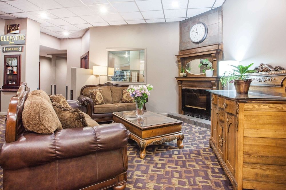 Super 8 by Wyndham Castlegar BC 2