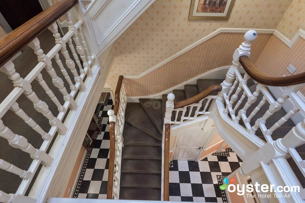 Sure Hotel by Best Western Reading 2