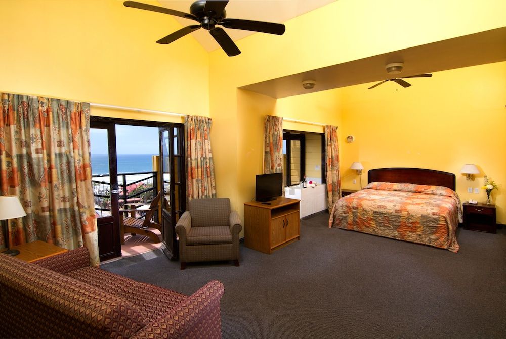 Festival Plaza Rosarito 3