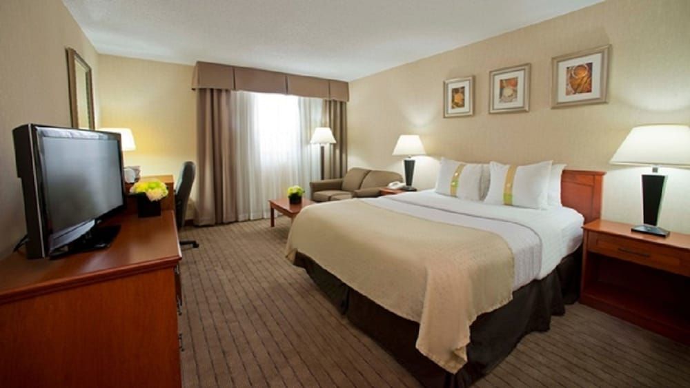 Holiday Inn Guelph Hotel and Conference Centre 2