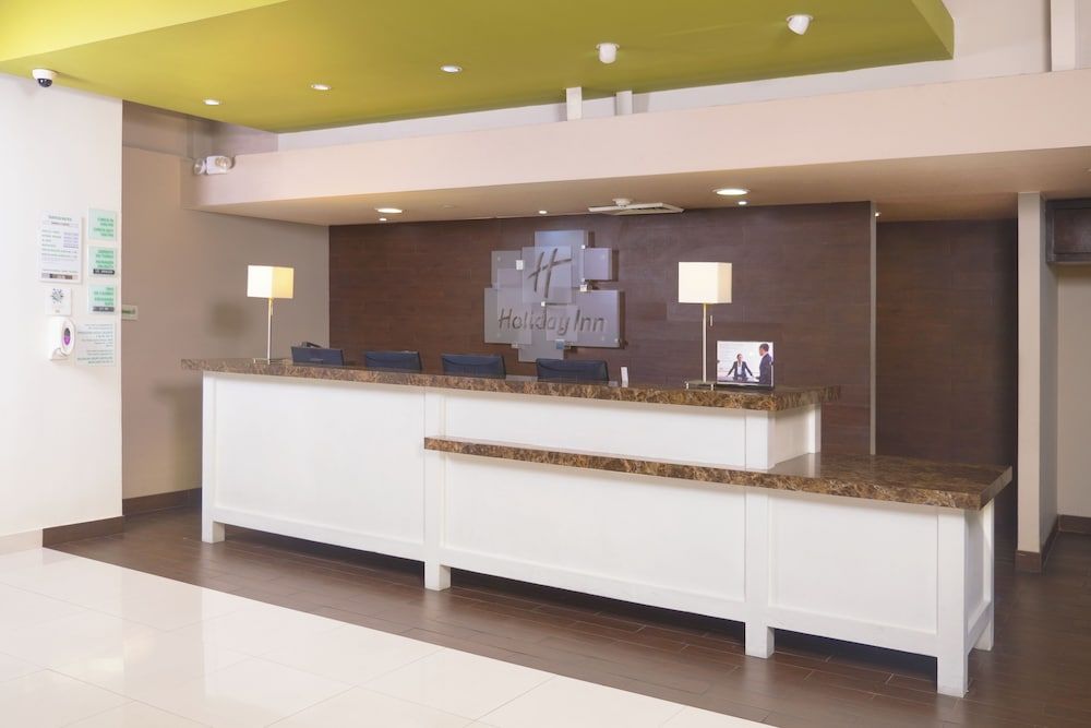 Holiday Inn Tijuana Zona Rio 2 Holiday Inn Tijuana Zona Rio 2