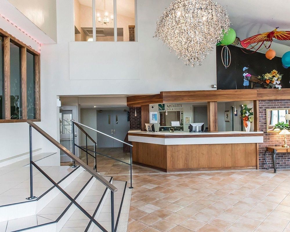 Quality Inn & Suites & Conference Centre 4 stelle a Gatineau