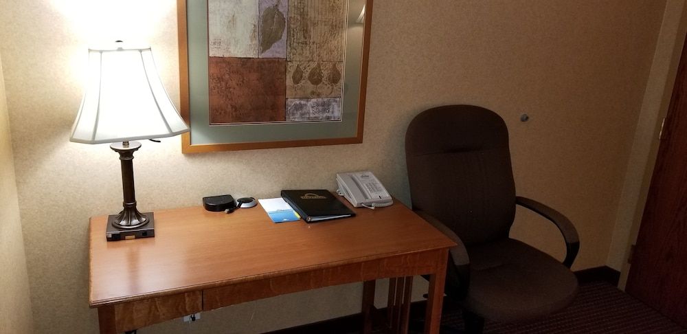 Days Inn by Wyndham Swift Current 2