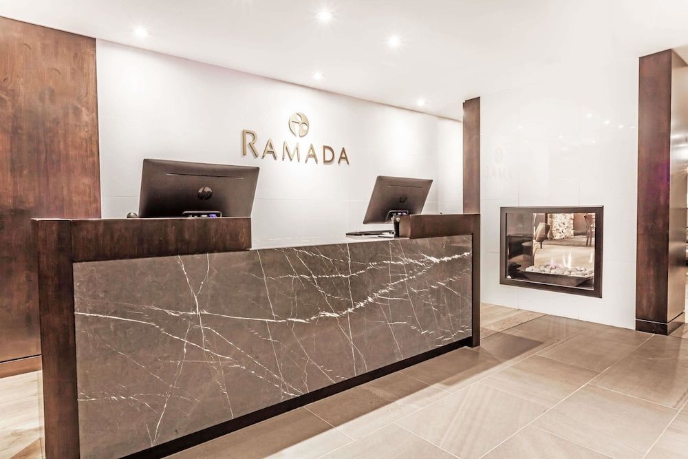 Ramada by Wyndham Ottawa On The Rideau 2