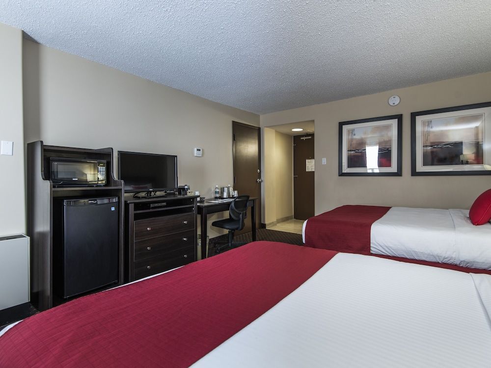 Paradise Inn & Conference Centre 3