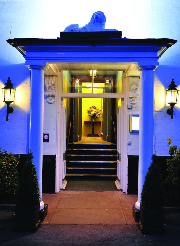 White Lion Hotel- Aldeburgh 2